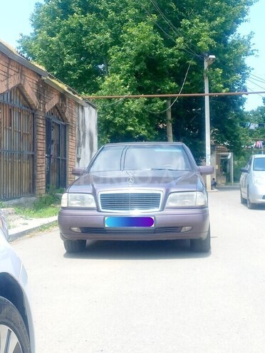 Mercedes C 180 1995, 218,000 km - 1.8 l - Gəncə