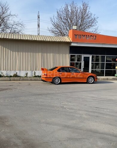 BMW 318 1993, 434,000 km - 1.8 l - Bakı