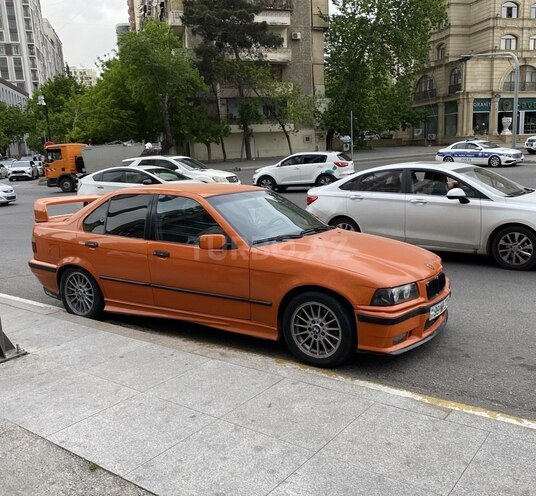 BMW 318 1993, 434,000 km - 1.8 l - Bakı