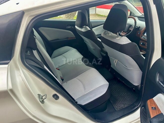 Toyota Prius 2018, 110,000 km - 1.8 l - Bakı