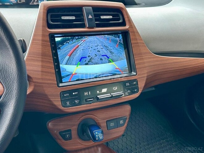 Toyota Prius 2018, 110,000 km - 1.8 l - Bakı