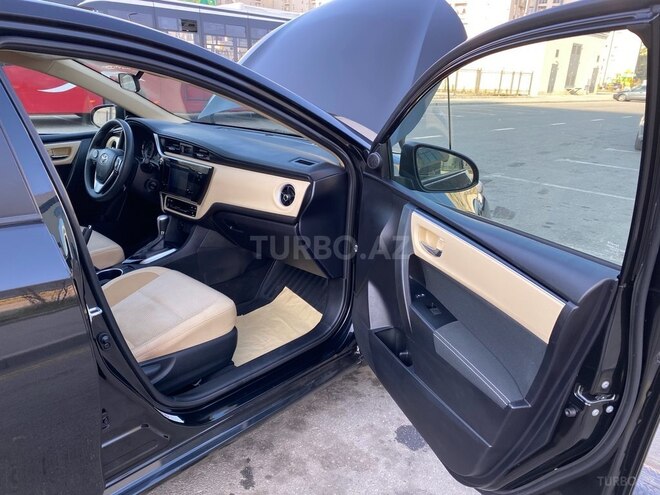 Toyota Corolla 2016, 124,000 km - 1.8 l - Bakı