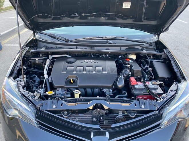 Toyota Corolla 2016, 124,000 km - 1.8 l - Bakı