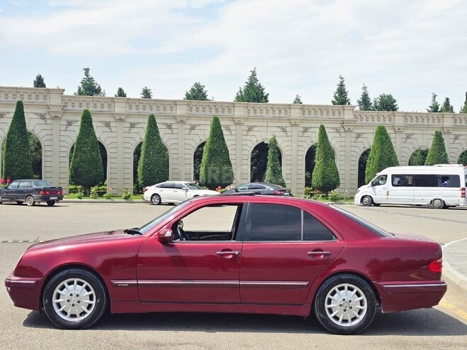 Mercedes E 200 1999, 411,111 km - 2.0 l - Gəncə