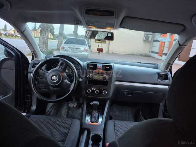 Volkswagen Jetta 2010, 179,000 km - 1.6 л - Bakı