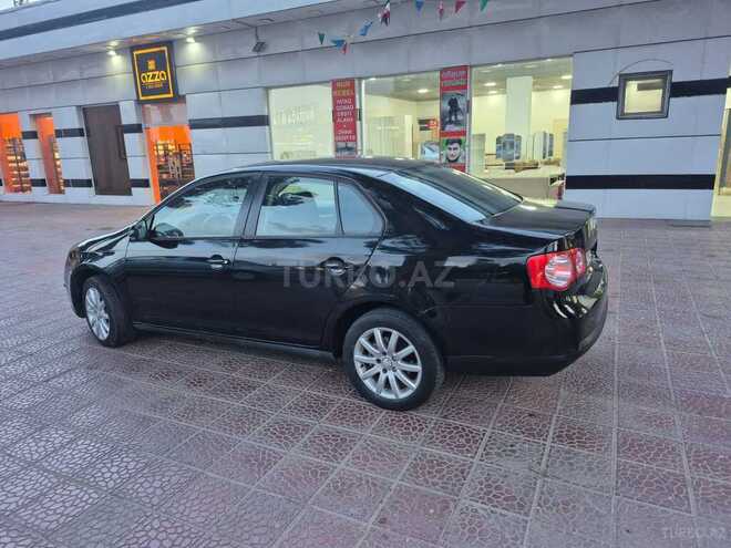 Volkswagen Jetta 2010, 179,000 km - 1.6 л - Bakı