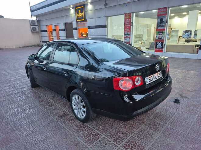 Volkswagen Jetta 2010, 179,000 km - 1.6 л - Bakı
