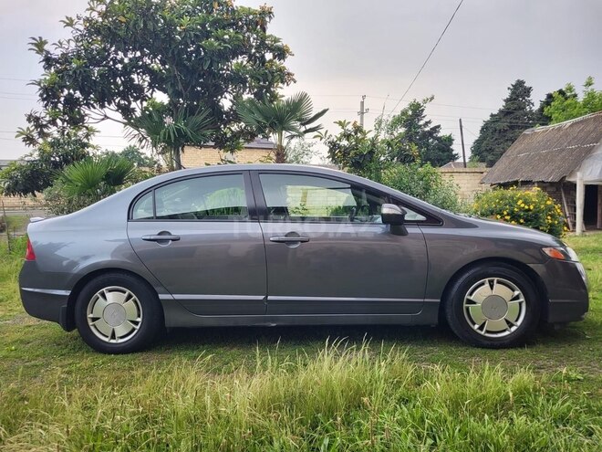 Honda Civic 2009, 238,000 km - 1.3 l - Şəmkir