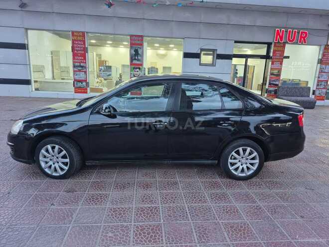 Volkswagen Jetta 2010, 179,000 km - 1.6 л - Bakı