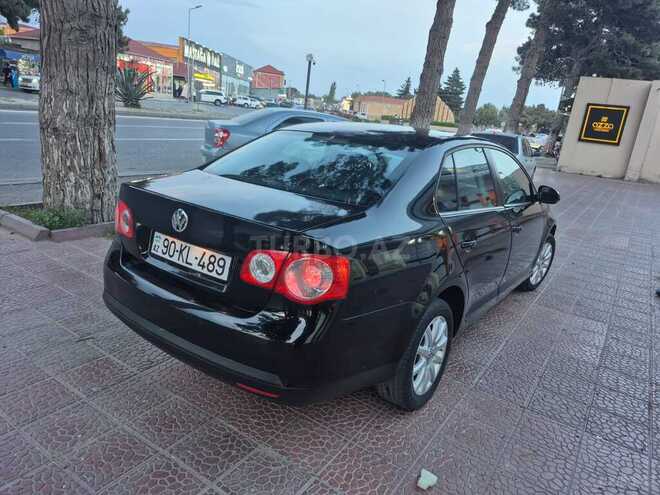 Volkswagen Jetta 2010, 179,000 km - 1.6 л - Bakı