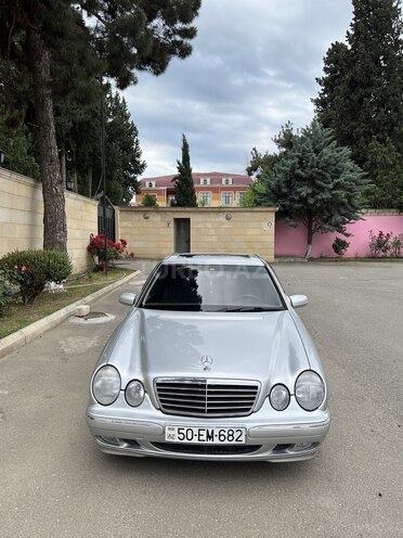 Mercedes E 220 d 2001, 533,000 km - 2.2 l - Tovuz