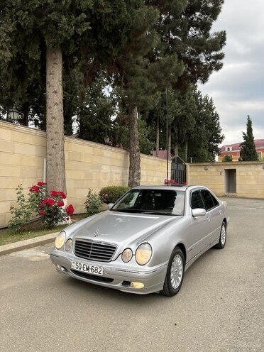 Mercedes E 220 d 2001, 533,000 km - 2.2 l - Tovuz