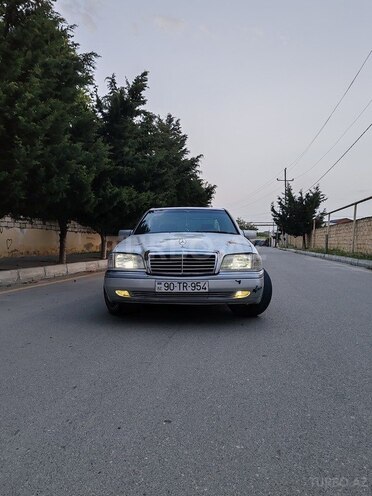 Mercedes C 220 1995, 220,000 km - 2.2 l - Bakı