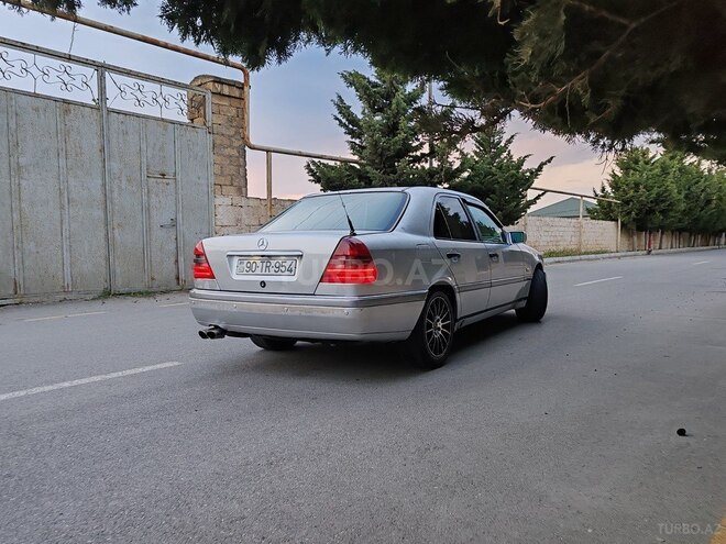Mercedes C 220 1995, 220,000 km - 2.2 l - Bakı