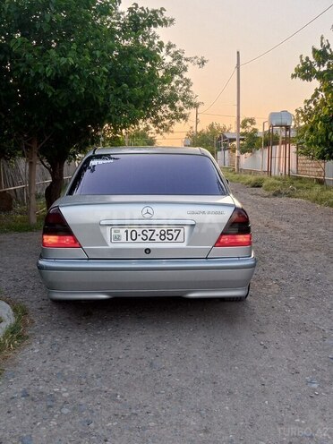 Mercedes C 180 1999, 300,000 km - 1.8 l - İmişli