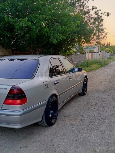 Mercedes C 180 1999, 300,000 km - 1.8 l - İmişli