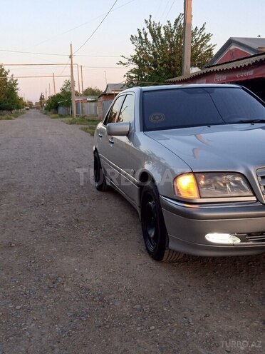 Mercedes C 180 1999, 300,000 km - 1.8 l - İmişli