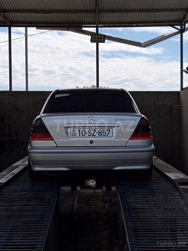 Mercedes C 180 1999, 300,000 km - 1.8 l - İmişli