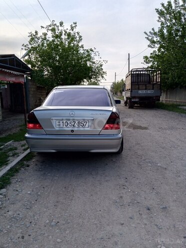 Mercedes C 180 1999, 300,000 km - 1.8 l - İmişli