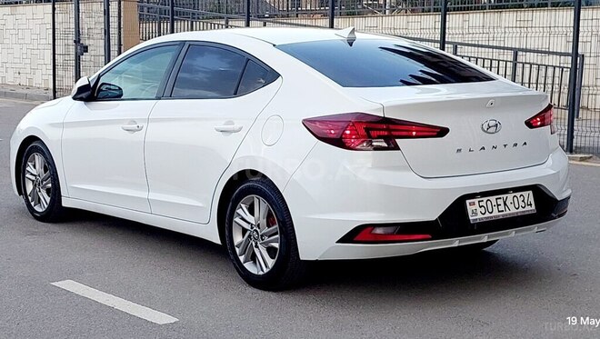 Hyundai Elantra 2019, 116,000 km - 2.0 л - Bakı