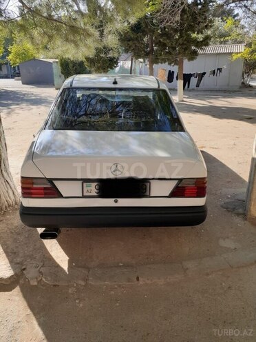 Mercedes E 200 d 1989, 200,000 km - 2.0 l - Sumqayıt