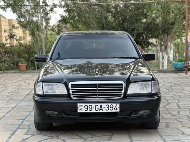 Mercedes C 200 1999, 236,000 km - 2.0 л - Bakı