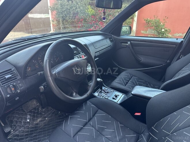 Mercedes C 200 1999, 236,000 km - 2.0 л - Bakı