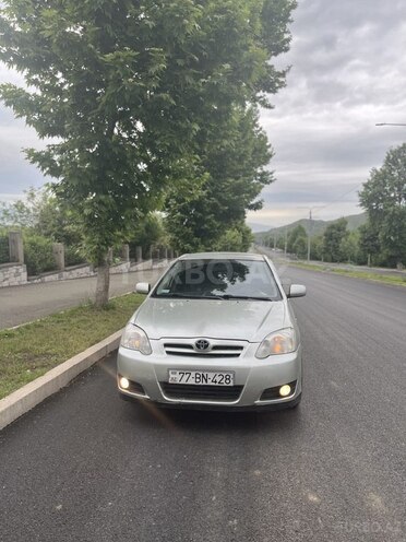 Toyota Corolla 2006, 400,000 km - 1.4 l - 