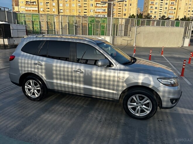 Hyundai Santa Fe 2009, 197,000 km - 2.0 л - Bakı