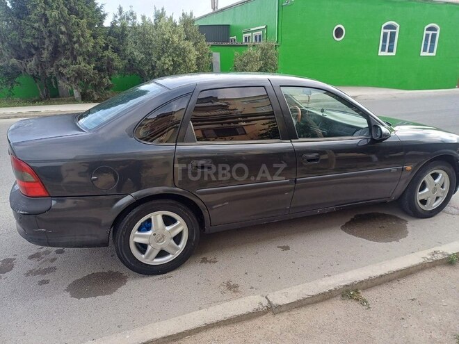 Opel Vectra 1997, 526,337 km - 1.8 l - Sumqayıt