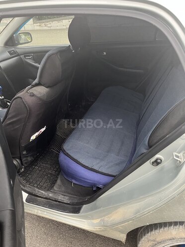 Toyota Corolla 2006, 400,000 km - 1.4 l - 