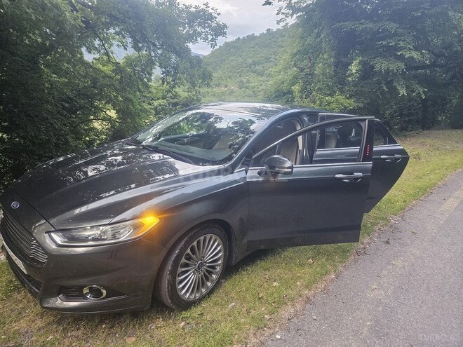 Ford Fusion (North America) 2016, 150,000 km - 2.0 l - Qax