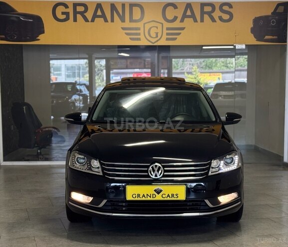 Volkswagen Passat 2013, 222,000 km - 1.8 l - Bakı