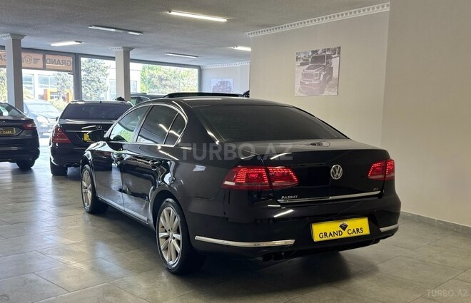 Volkswagen Passat 2013, 222,000 km - 1.8 l - Bakı