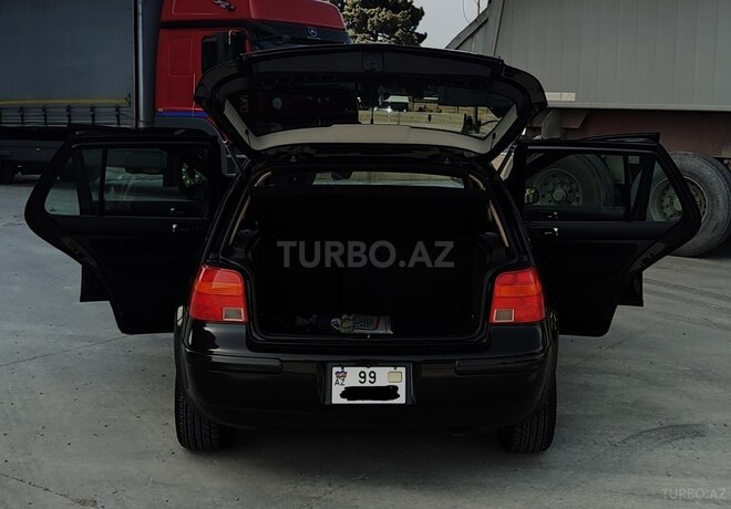 Volkswagen Golf 2003, 157,198 km - 1.6 l - Bakı