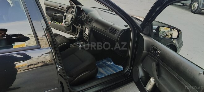 Volkswagen Golf 2003, 157,198 km - 1.6 l - Bakı