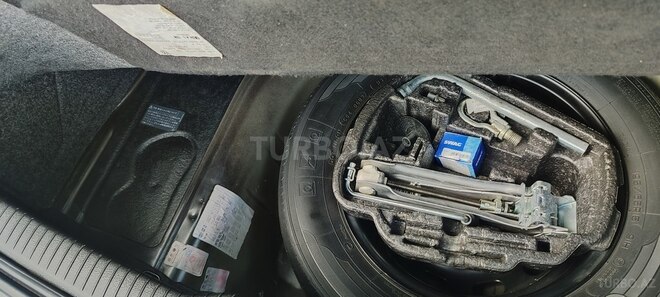 Volkswagen Golf 2003, 157,198 km - 1.6 l - Bakı
