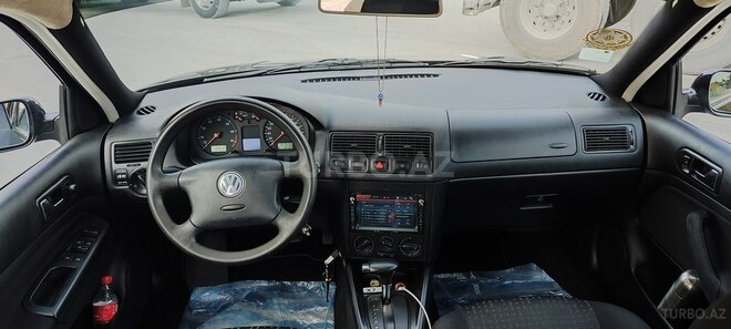 Volkswagen Golf 2003, 157,198 km - 1.6 l - Bakı