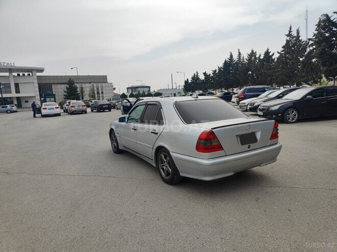 Mercedes C 220 1995, 250,000 km - 2.2 l - Sumqayıt