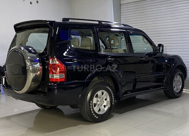 Mitsubishi Pajero 2006, 299,000 km - 3.0 л - Sumqayıt