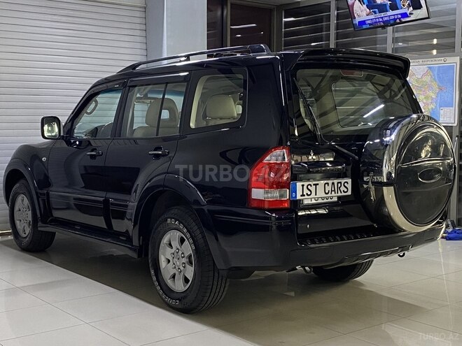 Mitsubishi Pajero 2006, 299,000 km - 3.0 л - Sumqayıt