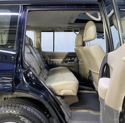 Mitsubishi Pajero 2006, 299,000 km - 3.0 л - Sumqayıt