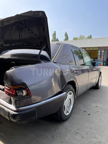 Mercedes E 250 1992, 920,000 km - 2.5 l - Lənkəran