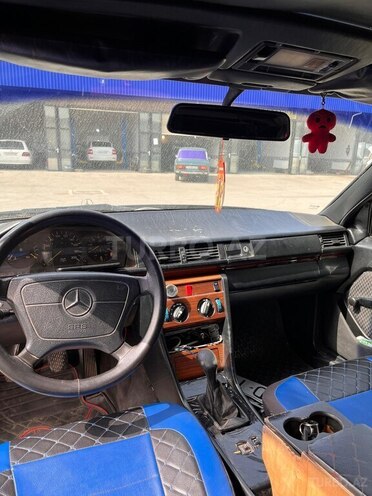 Mercedes E 250 1992, 920,000 km - 2.5 l - Lənkəran