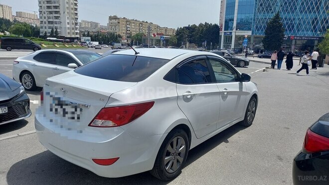 Hyundai Accent 2018, 89,000 km - 1.4 l - Bakı