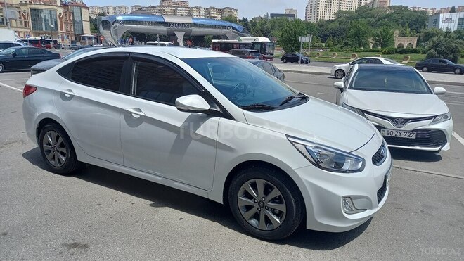 Hyundai Accent 2018, 89,000 km - 1.4 l - Bakı