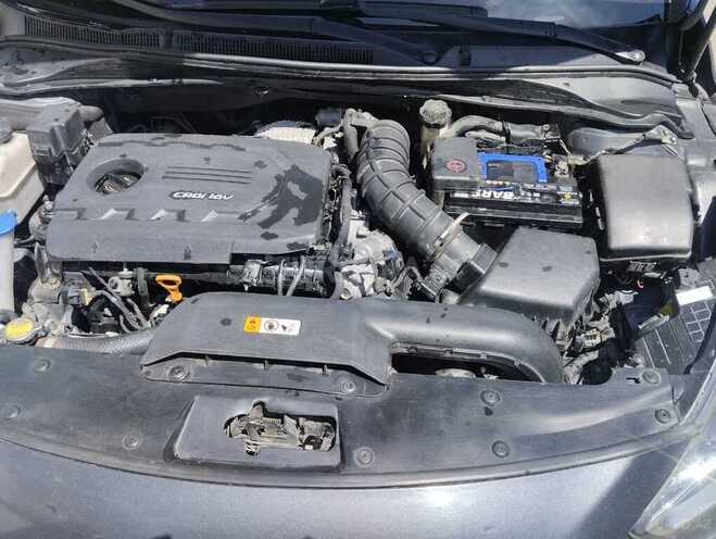 Hyundai i40 2016, 245,000 km - 1.7 l - Quba