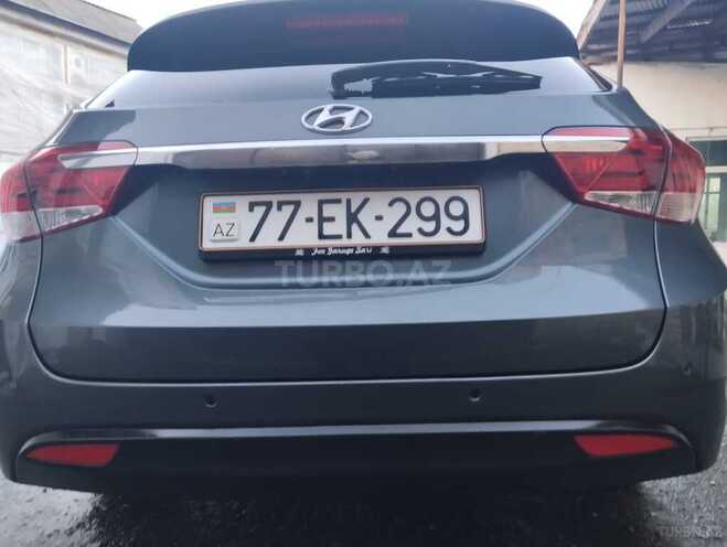 Hyundai i40 2016, 245,000 km - 1.7 l - Quba