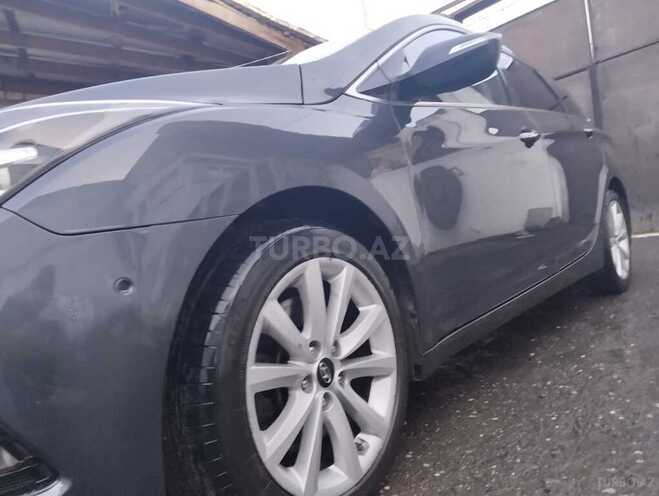 Hyundai i40 2016, 245,000 km - 1.7 l - Quba