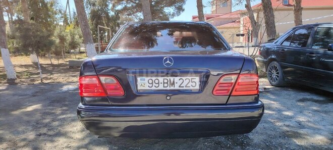 Mercedes E 240 1998, 470,000 km - 2.4 l - Bakı